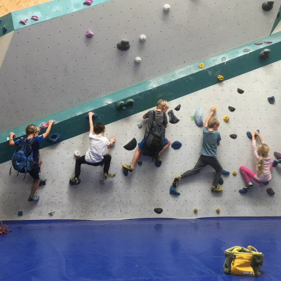 kinder bouldern mit kooperation